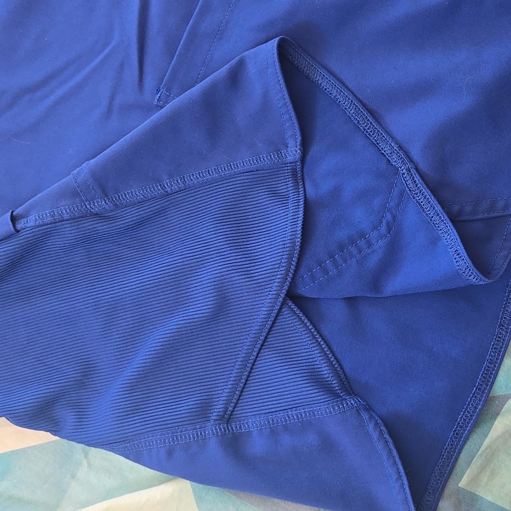 Medcouture Touch Blue Scrub Set - Picture 3 of 5
